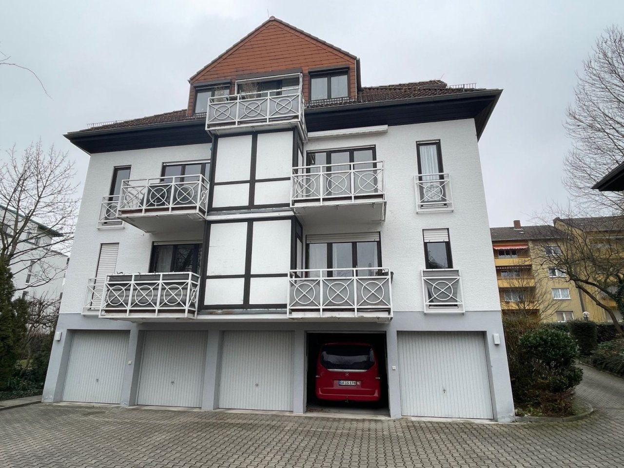 Rückseite Blick Garage West Rückseite Blick Garage West