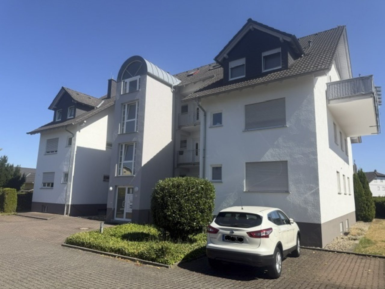 . Haus Frontansicht . Haus Frontansicht